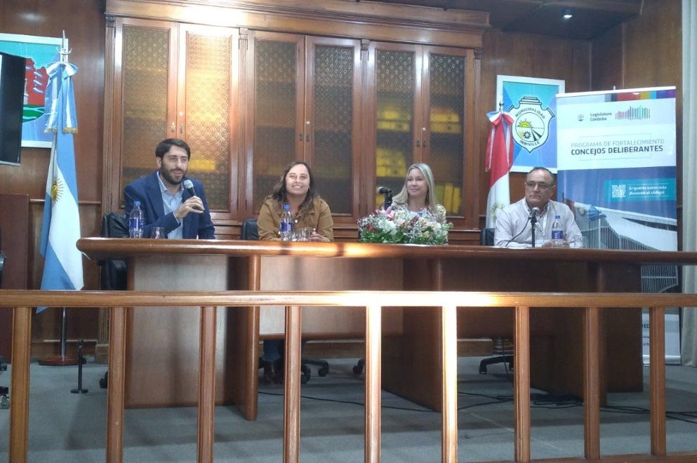 Concejales del departamento Marcos Juárez se profesionalizan en la elaboración de ordenanzas