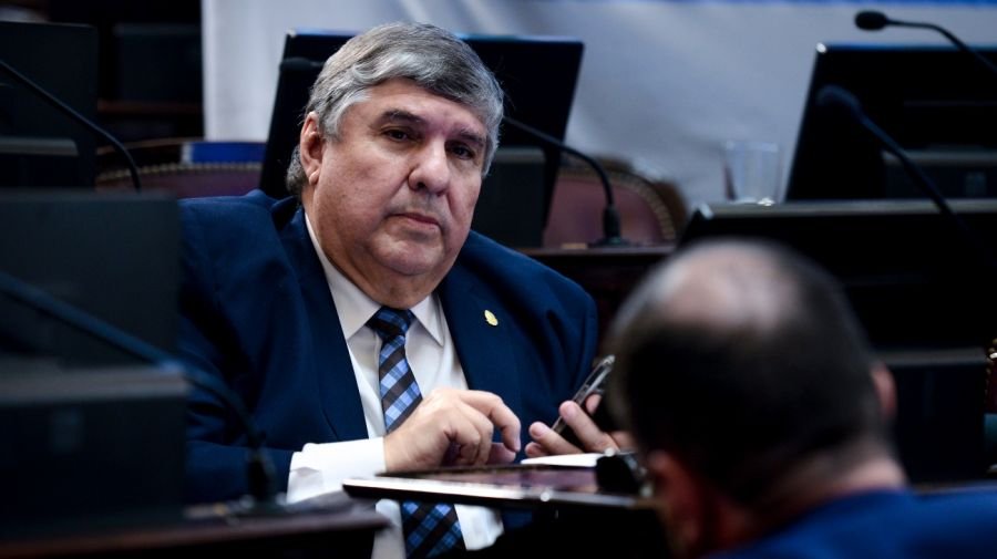 El titular de la bancada oficialista en el Senado, José Mayans.
