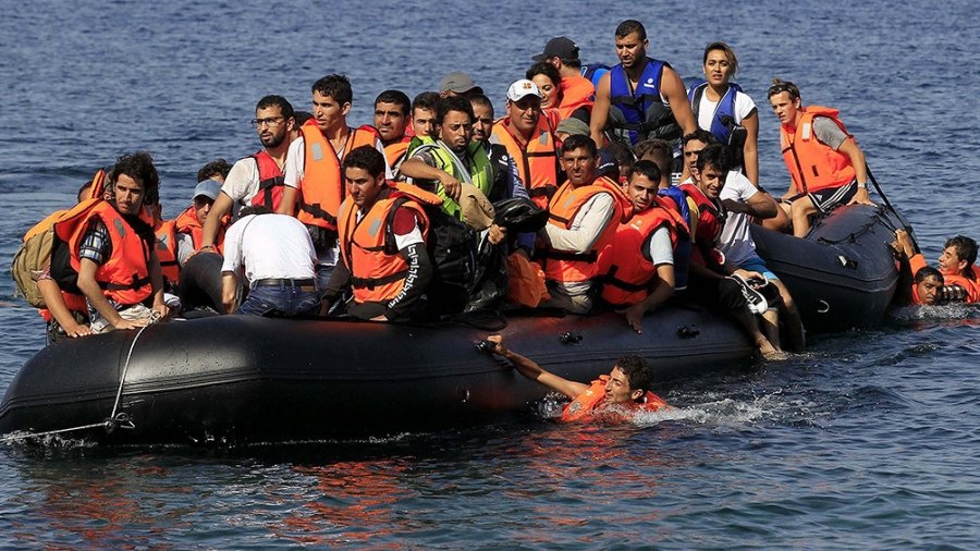 Las llegadas desde el Mediterrneo siguen siendo importantes en nmero Foto EFE