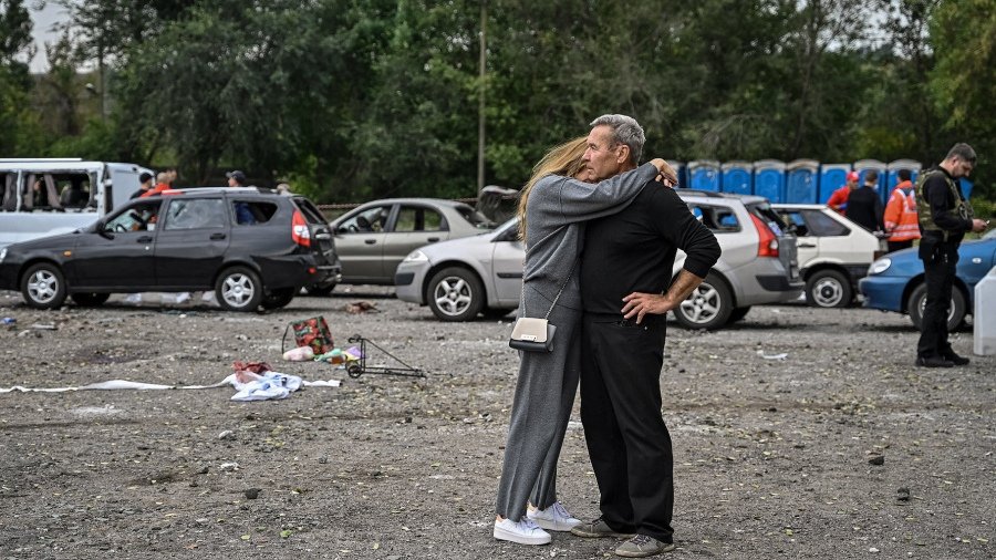 Ataque contra una caravana de autos en Ucrania Foto AFP