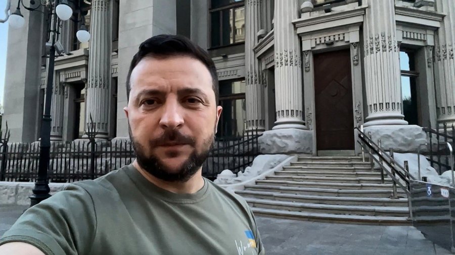zelenski brome sobre el atentado en el puente de Crimea Foto AFP