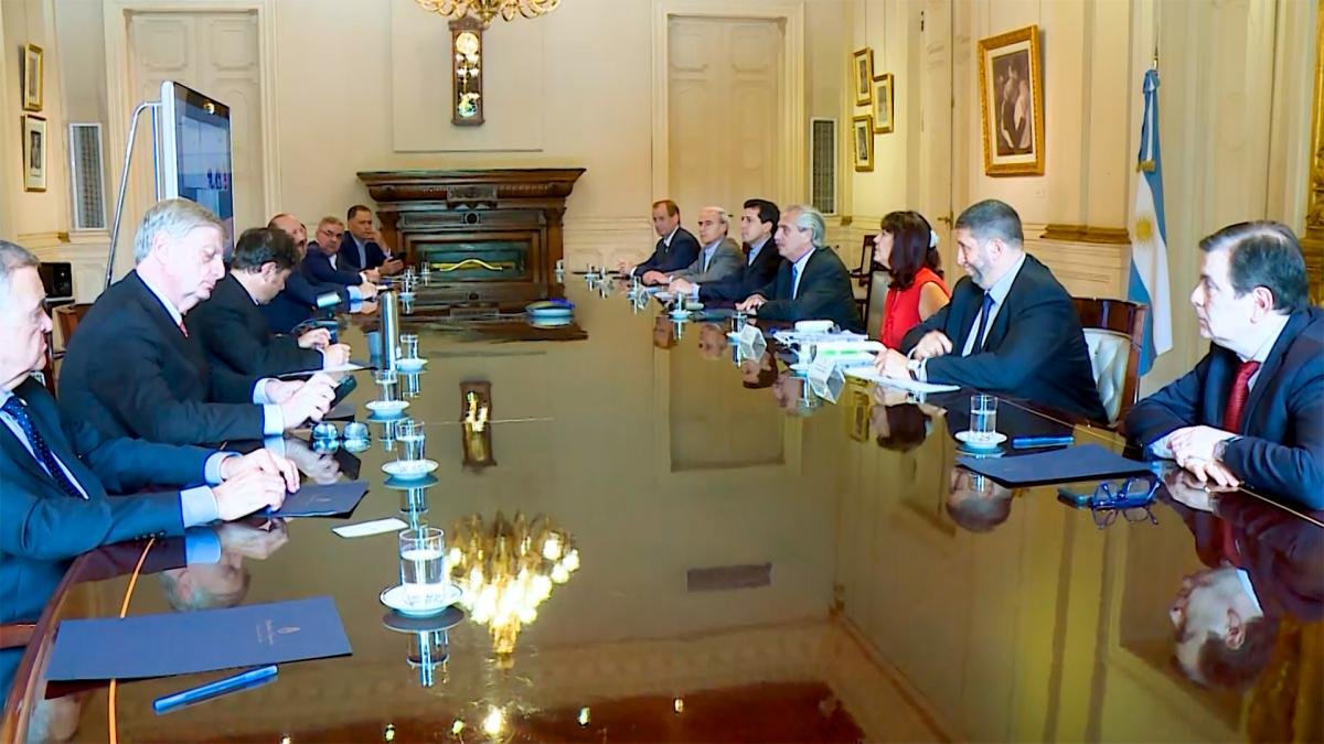 El Presidente se reunir con gobernadores por el juicio poltico a Rosatti 