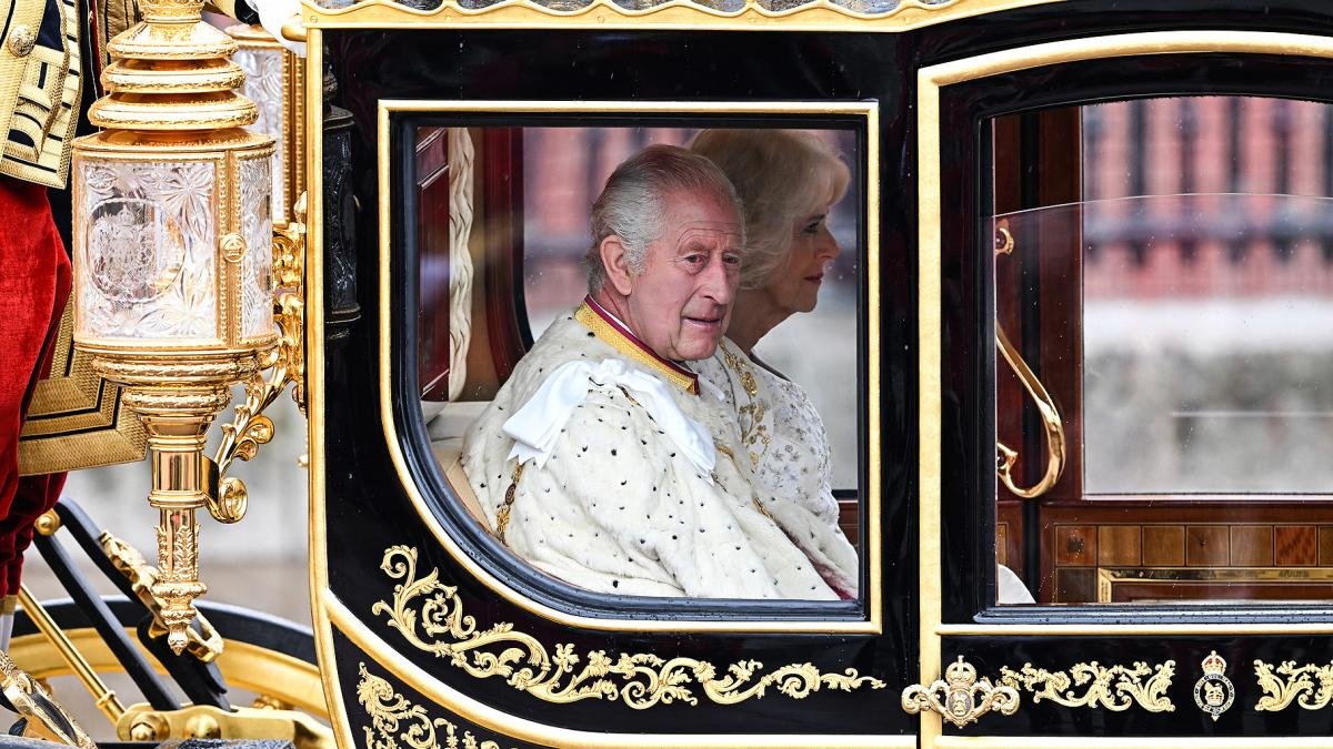 Carlos III y su esposa Camila fueron coronados en el Reino Unido Foto AFP