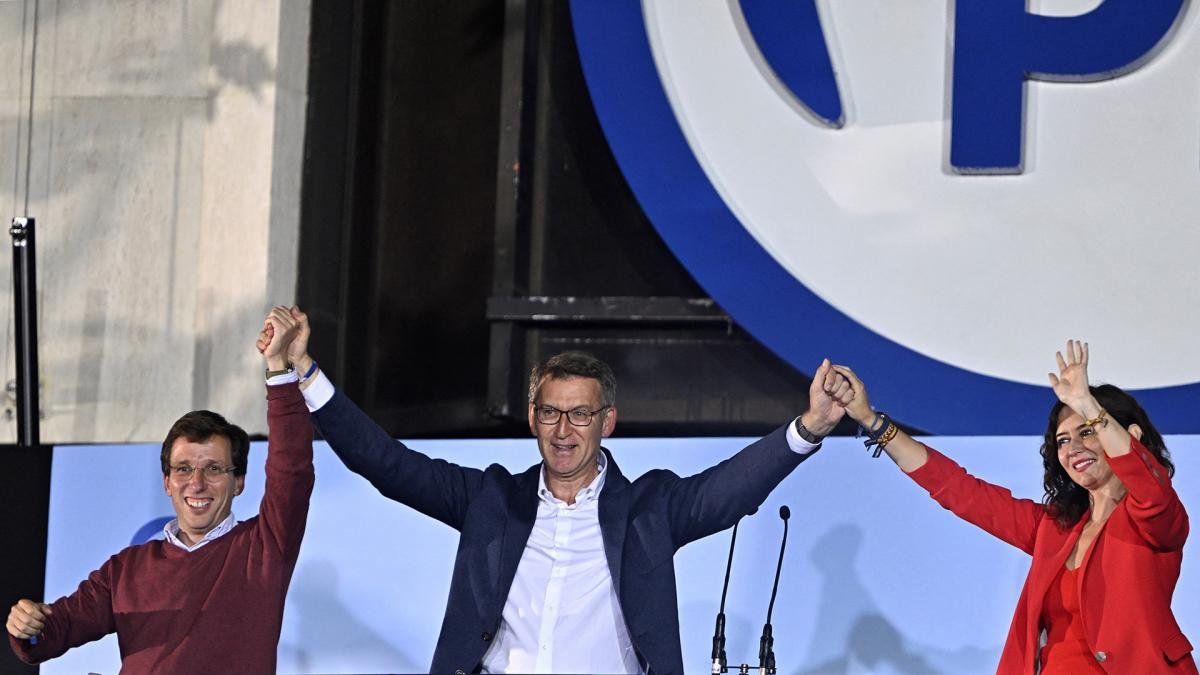 El PP comandando por el lder Alberto Nez Feijo obtuvo su primera victoria en unas elecciones municipales desde 2015 y el PSOE perdi 15 de las 22 capitales de provincia en las que gobierna Foto AFP