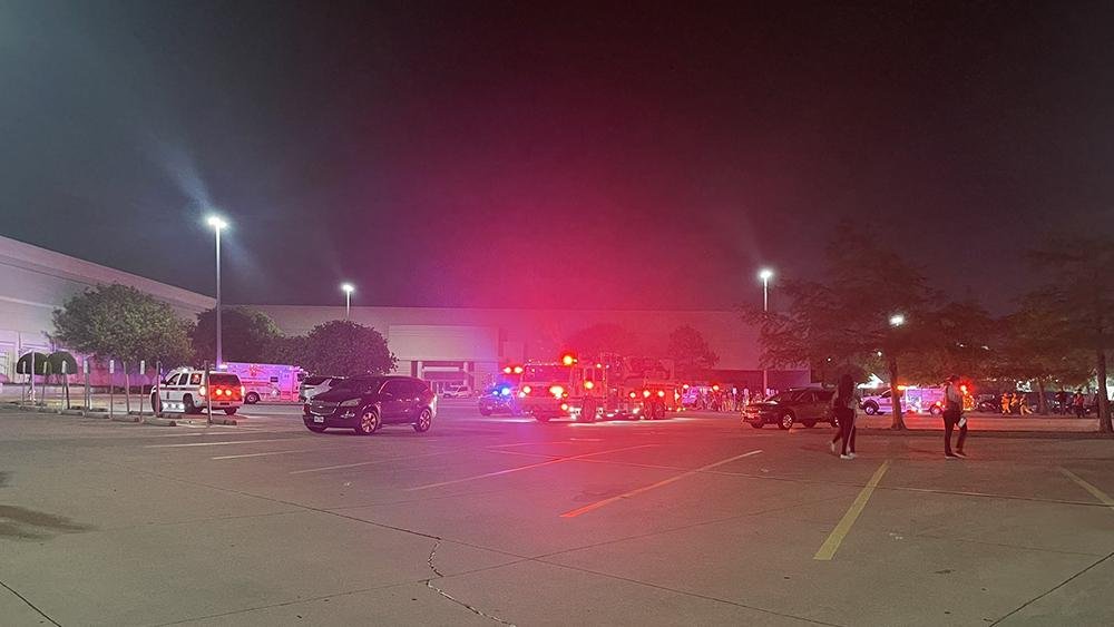 Masivo tiroteo en Texas nueve personas muertas en un centro comercial