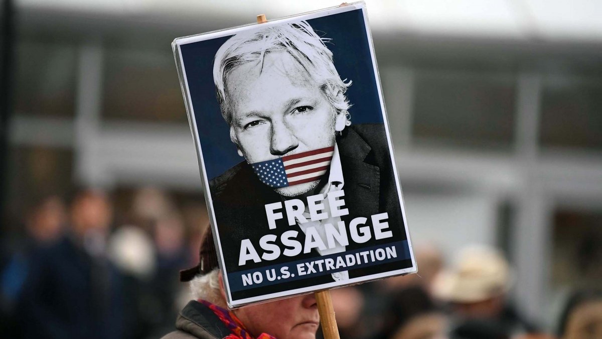 Assange sigue preso en Reino Unido mientras espera a ser extraditado a EEUU FotoAFP