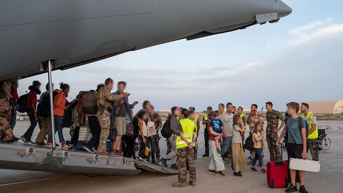 Refugiados de Sudn escapan de la guerra Foto AFP
