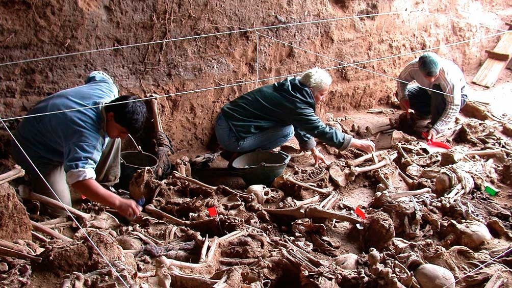 Equipo Argentino de Antropologa Forense EAAF es reconocido por su invaluable aporte al derecho humanitario internacional