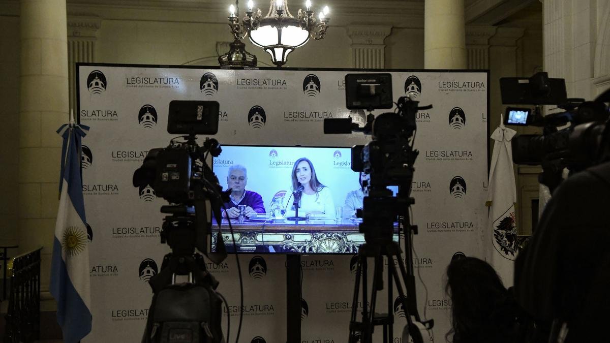 El acto encabezado por Villarruel Foto Florencia Downes
