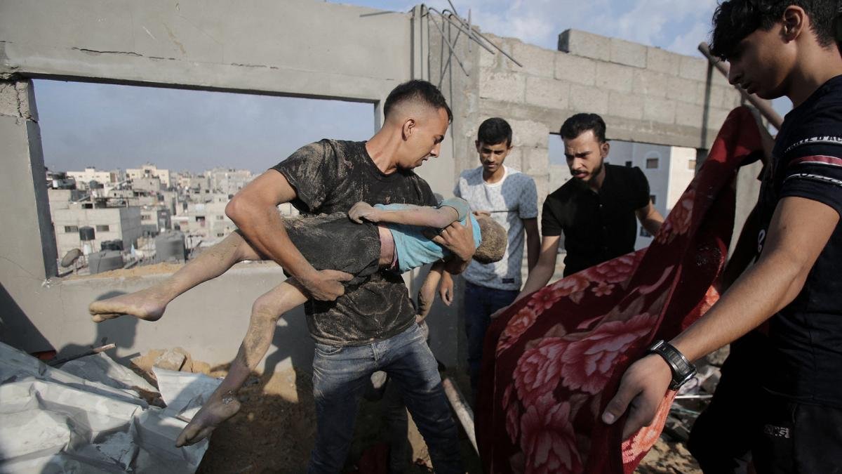 Bombardeos en el centro y sur de Gaza Foto AFP