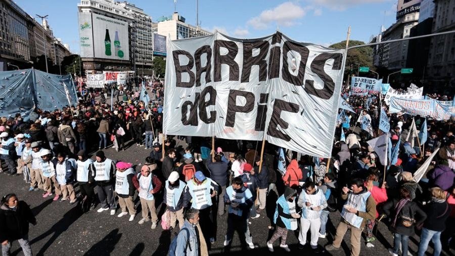 Militantes y dirigentes del Movimiento Somos Barrios de Pie se manifestarn frente a la sede del Ministerio de Capital Humano Foto Archivo