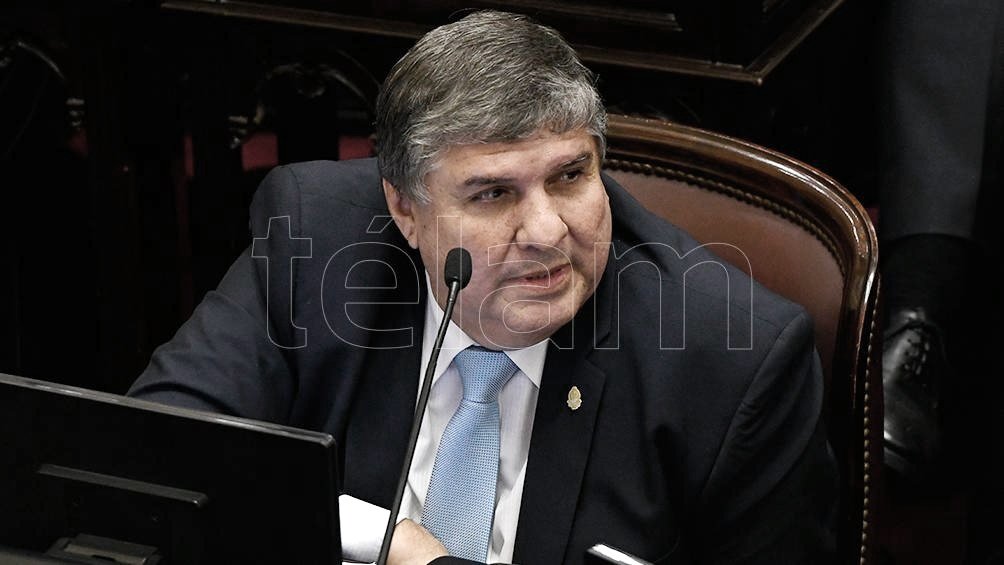El jefe del interbloque Unin por la Patria UxP en el Senado Jos Mayans Foto archivo