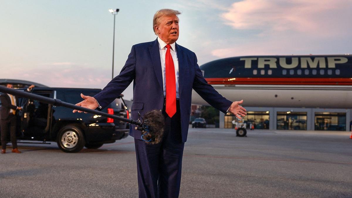 El expresidente Donald Trump ir a juicio acusado de conspirar para revertir su derrota en las elecciones de 2020 Foto AFP 