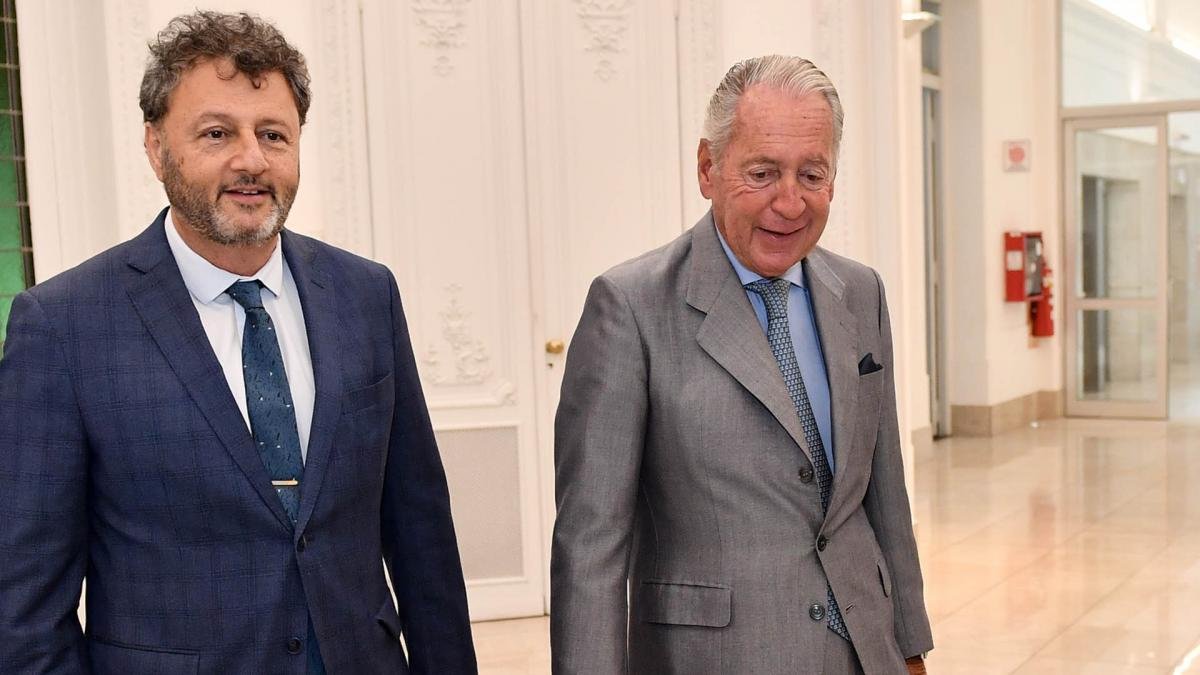 Omar Yasin junto al titular de la UIA Daniel Funes de Rioja Foto Prensa UIA