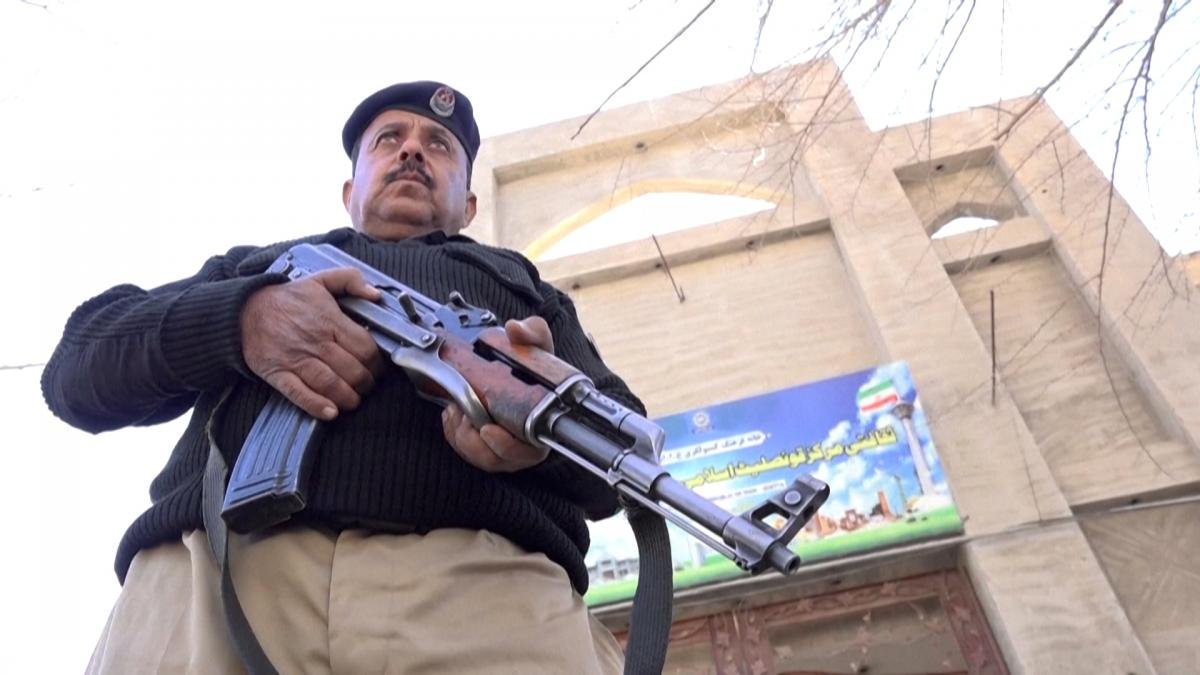 La violencia antes de las elecciones y el da de las elecciones es comn en Pakistn Foto AFP