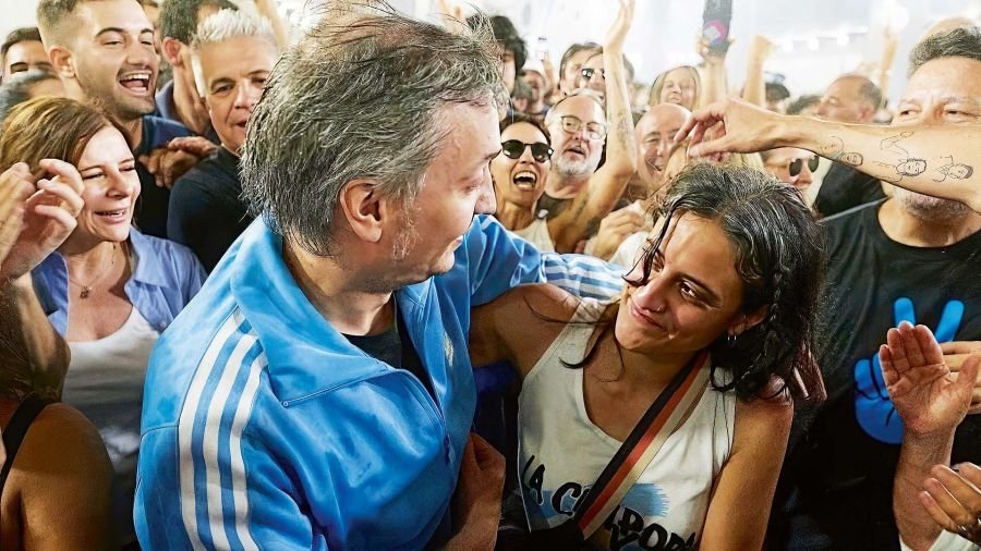 Máximo Kirchner y Lucía Cámpora