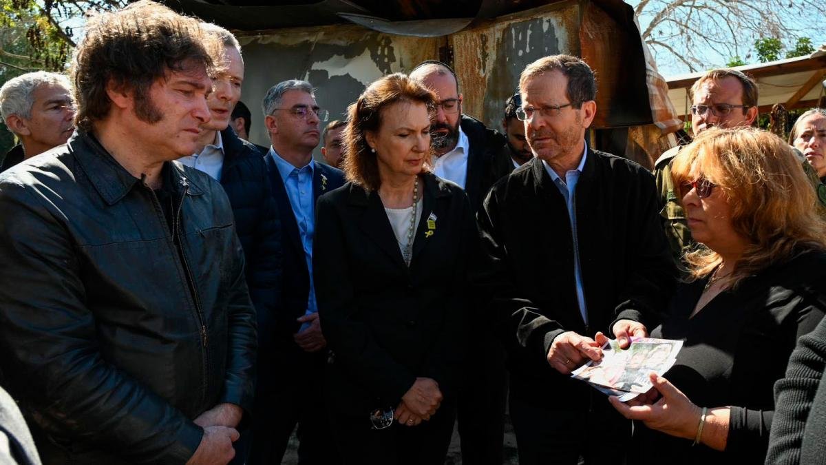 Milei visit el kibutz Nir Oz atacado por el grupo Hamas en octubre del ao pasado