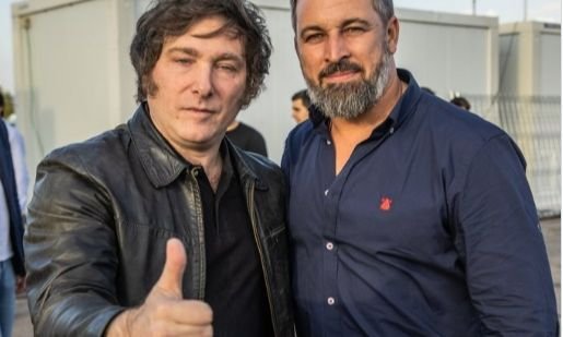 Santiago Abascal, lider de VOX, junto con Javier Milei