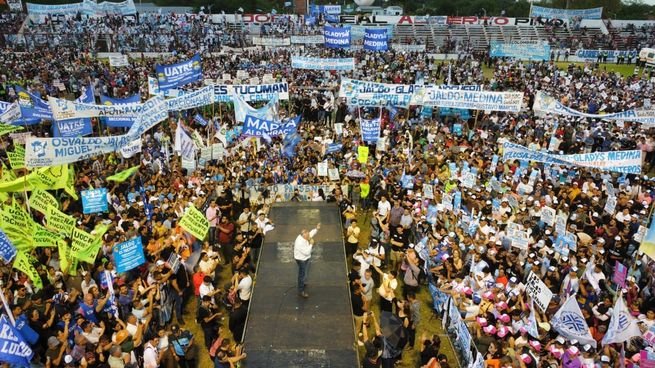 Más de 45 mil personas participaron del acto por el Día de la Lealtad Peronista organizado por el Frente Tucumán Primero.
