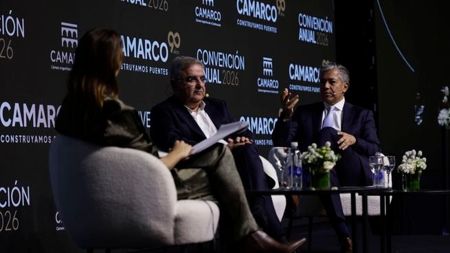 Raúl Jalil y Rolando Figueroa disertaron en Camarco.