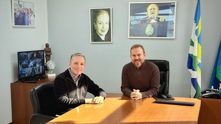 Fernando Gray, de Esteban Echeverría, junto a Gastón Granados, de Ezeiza.
