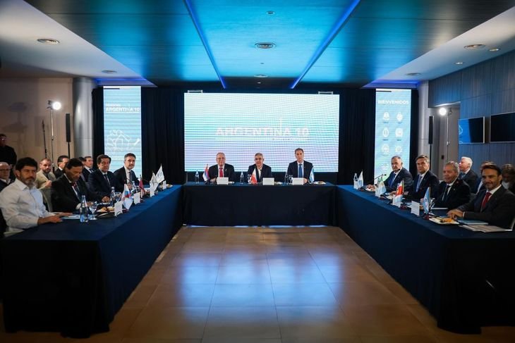 Los gobernadores norteños buscan cerrar el acuerdo por zona cálida.