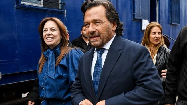 Sandra Petovello bancó a Gustavo Sáenz y alimentó la hipótesis de un acuerdo para las elecciones en 2027.